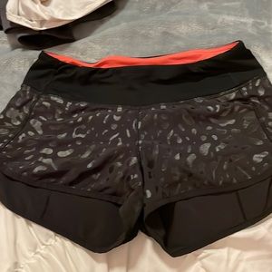 Black cheetah leopard pattern shorts